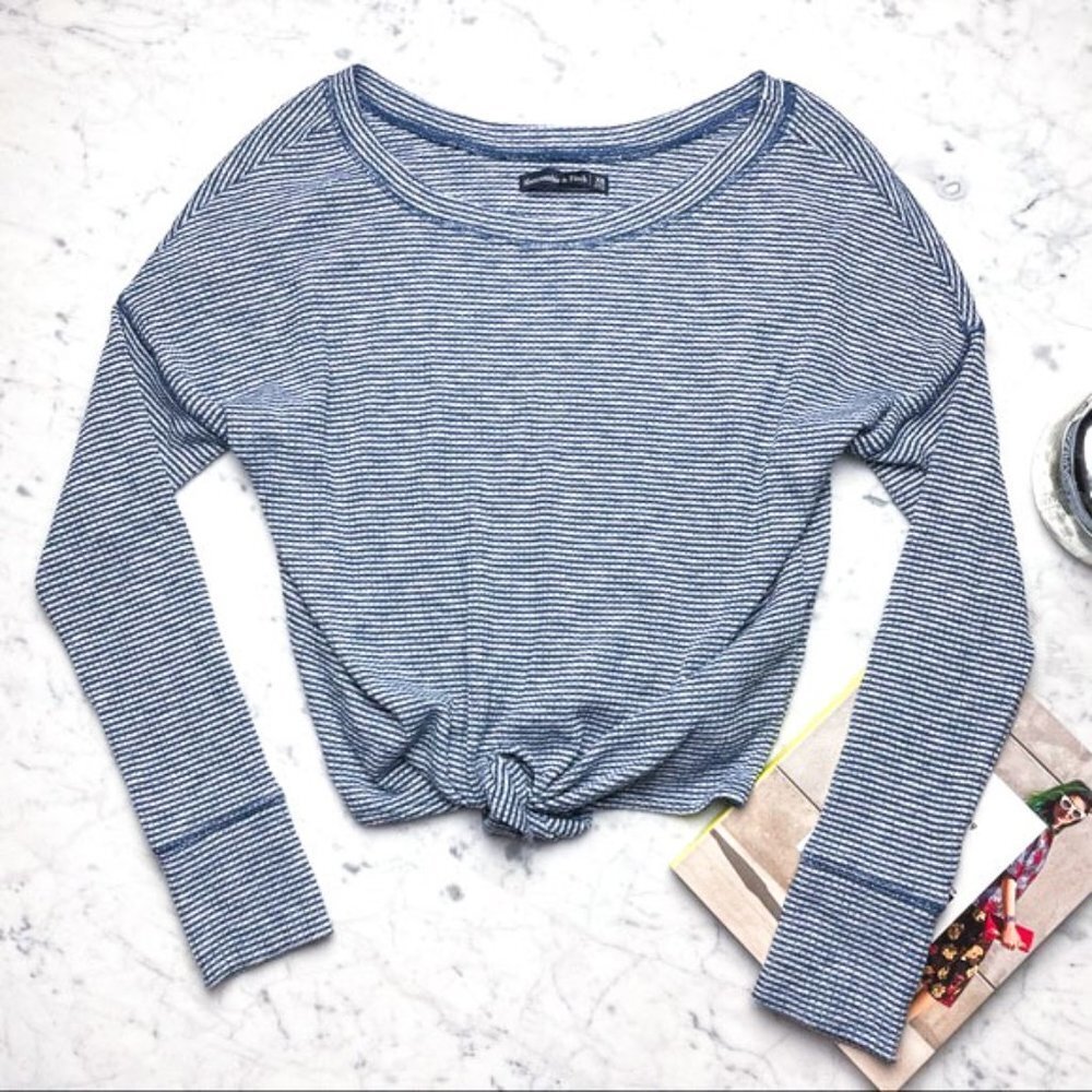 Abercrombie & Fitch Striped Thermal Knot Front Top Blue and White Medium